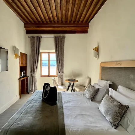 Abbaye De 4*
