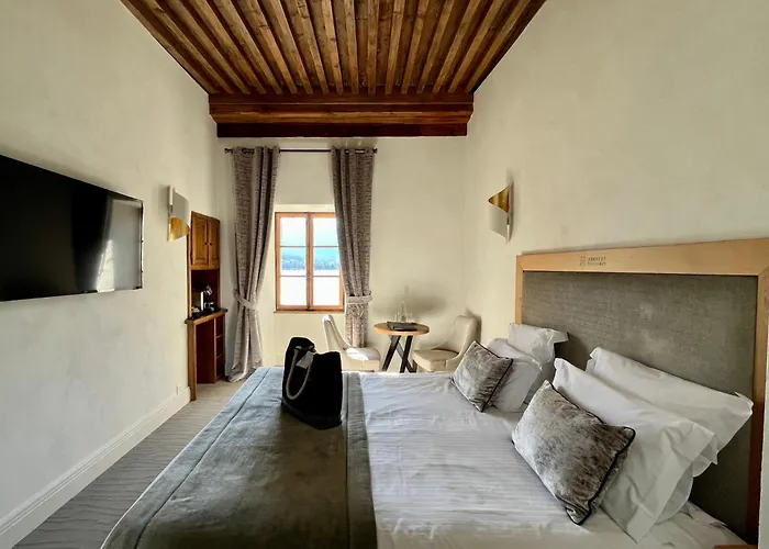 Abbaye De 4*